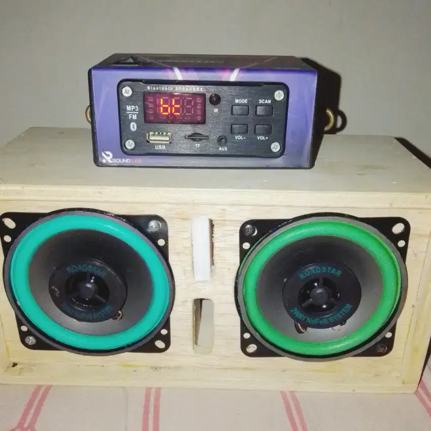 Speaker DIY 2x 4 inch+ box+ bluetooth amplifier