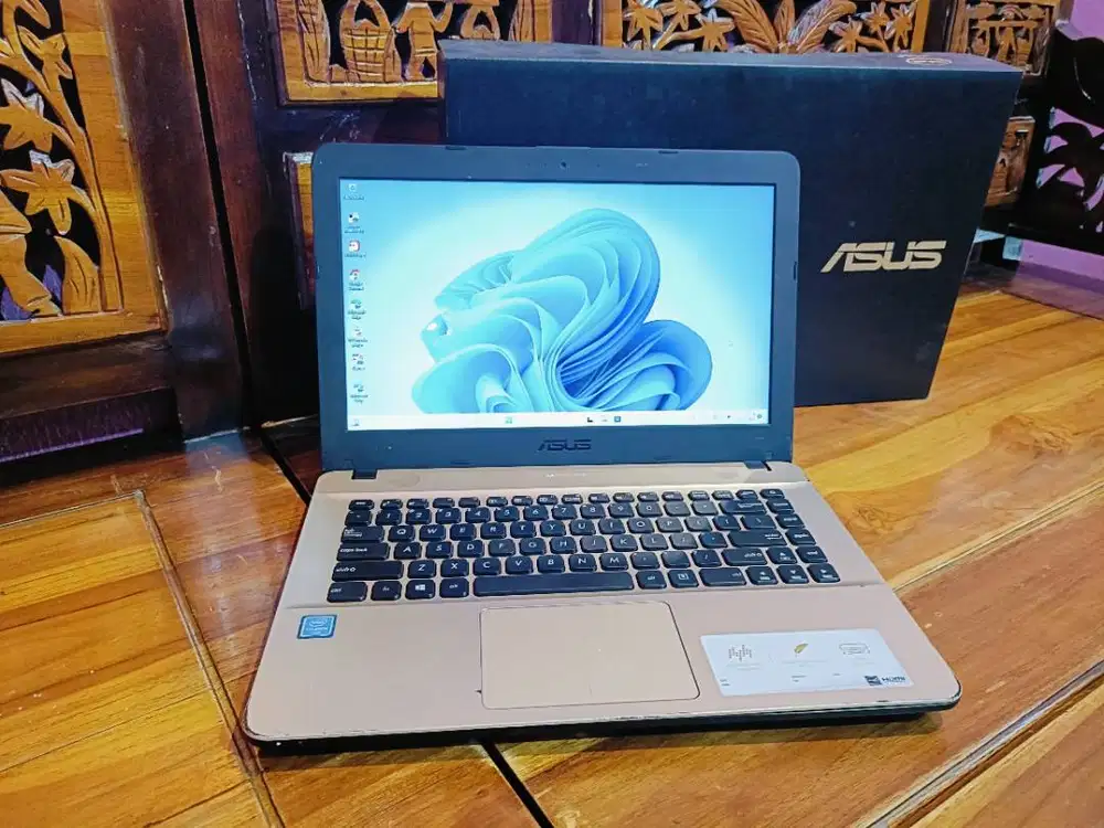Laptop Asus Vivobook 14 Intel N4020 Baterai 5 Jam Normal