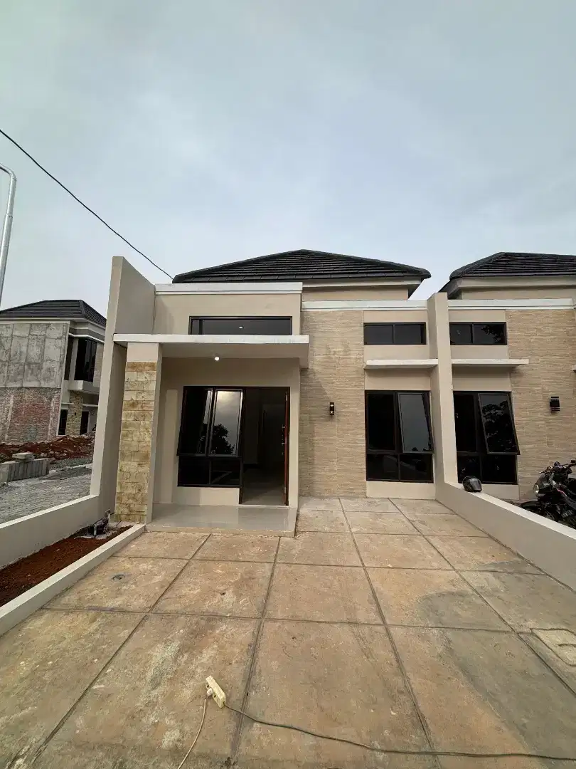 RUMAH BARU CLUSTER DEKAT BPK BANYUMANIK