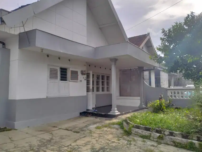 Rumah Hitung Tanah Daerah Sarangan Dekat Kampus UB Brawijaya Lt 247
