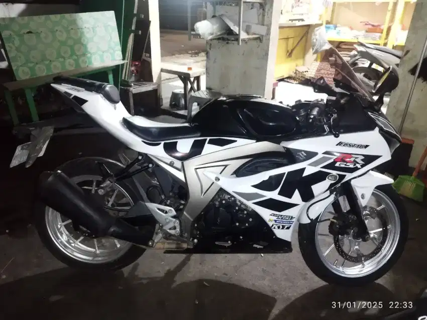 Suzuki GSX-R150 2018