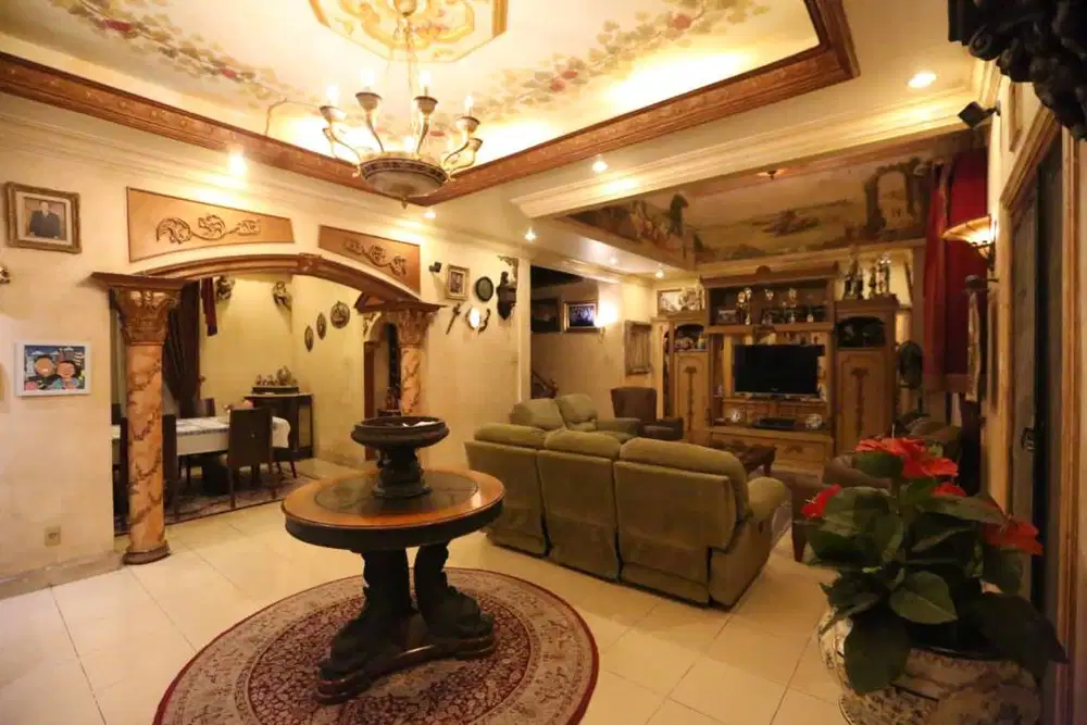 DIJUAL RUMAH 2LT DI JL ZAMRUD KEMANG PRATAMA REGENSI BEKASI MEWAH