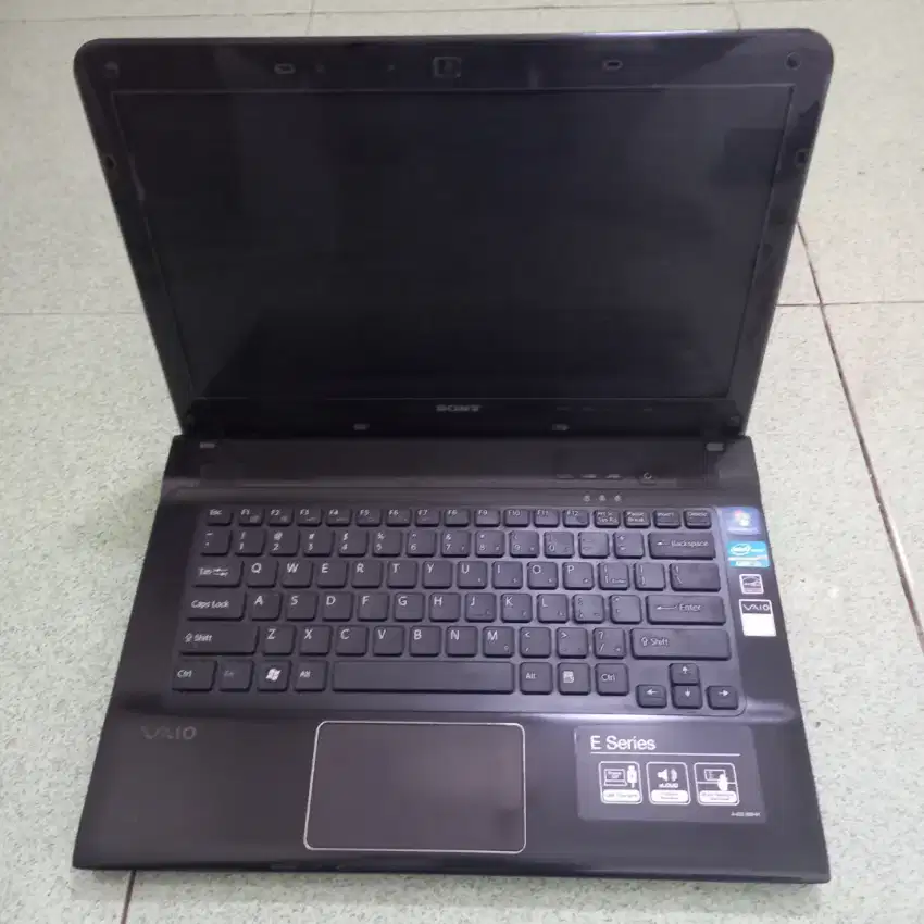Laptop Rusak Sony Vaio SVE14112EGB