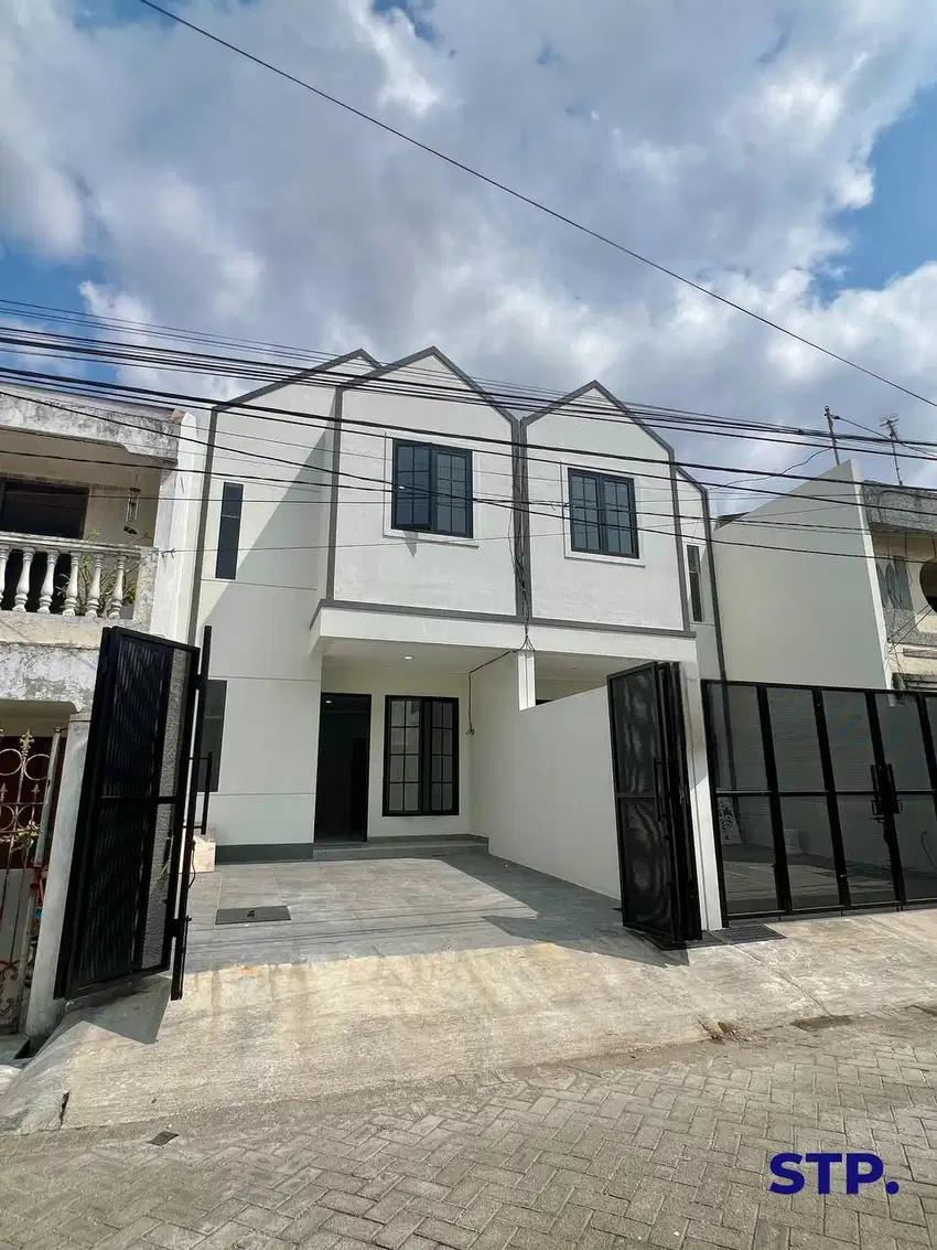 2 unit, Rumah baru minimalis di Jalan Virgo, Kalijudan