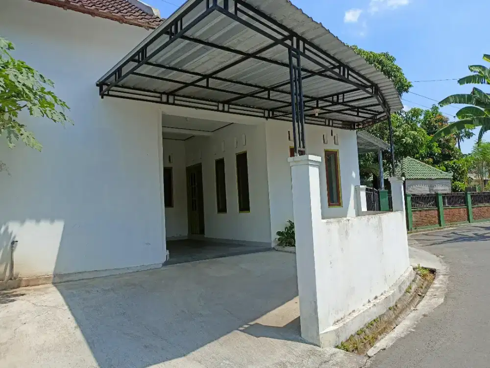 Rumah kontrakan/disewakan