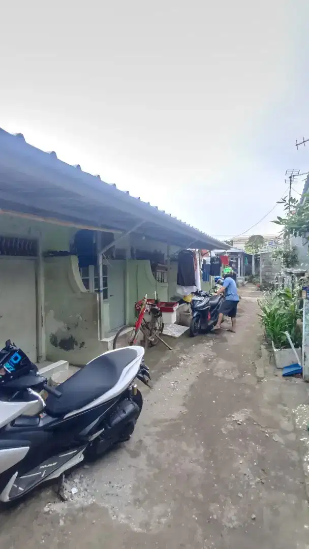Kontrakan 4pintu akses Motor Tapos Depok