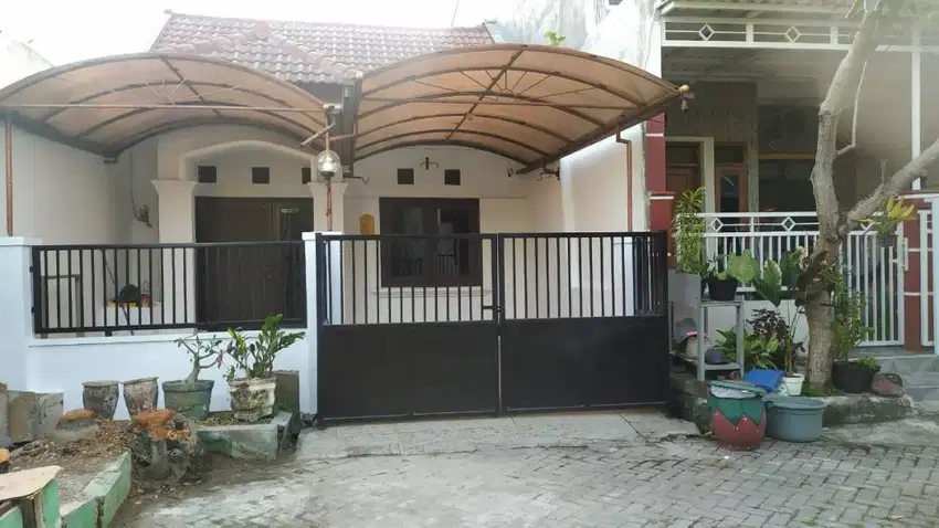 Dijual rumah Wiguna