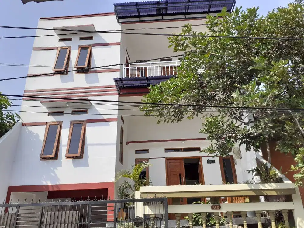 Rumah DIJUAL / disewakan 4 KT ventilasi baik diutamakan utk mahasiswa