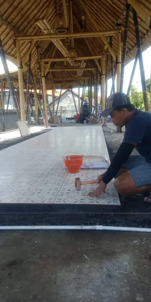 Jasa tukang keramik &cat dinding/plapondll