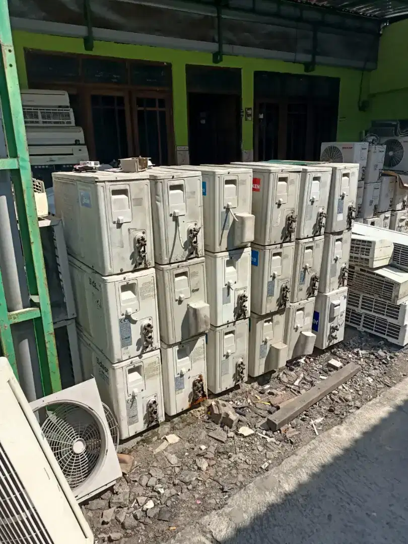 DI BELI ELEKTRONIK AC RONGSOK RUSAK DLL TAWARKAN
