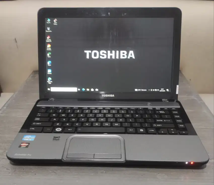 Laptop Toshiba L830 Pro core i5 gen3,ram8gb,ssd256gb,VGA AMD RadeonHD