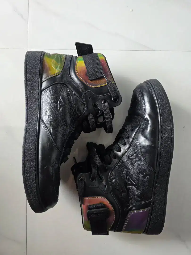 LV Rivoli High Leather