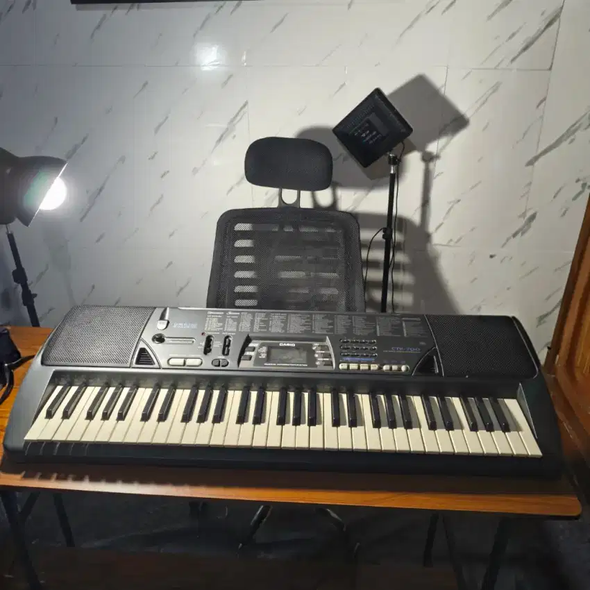 Keyboard Musik Casio CTK‑700 Bekas Mulus + Adaptor Bonus
