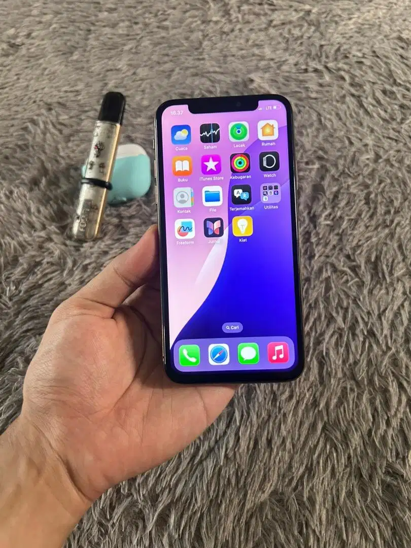 iphone XS 256GB unit only