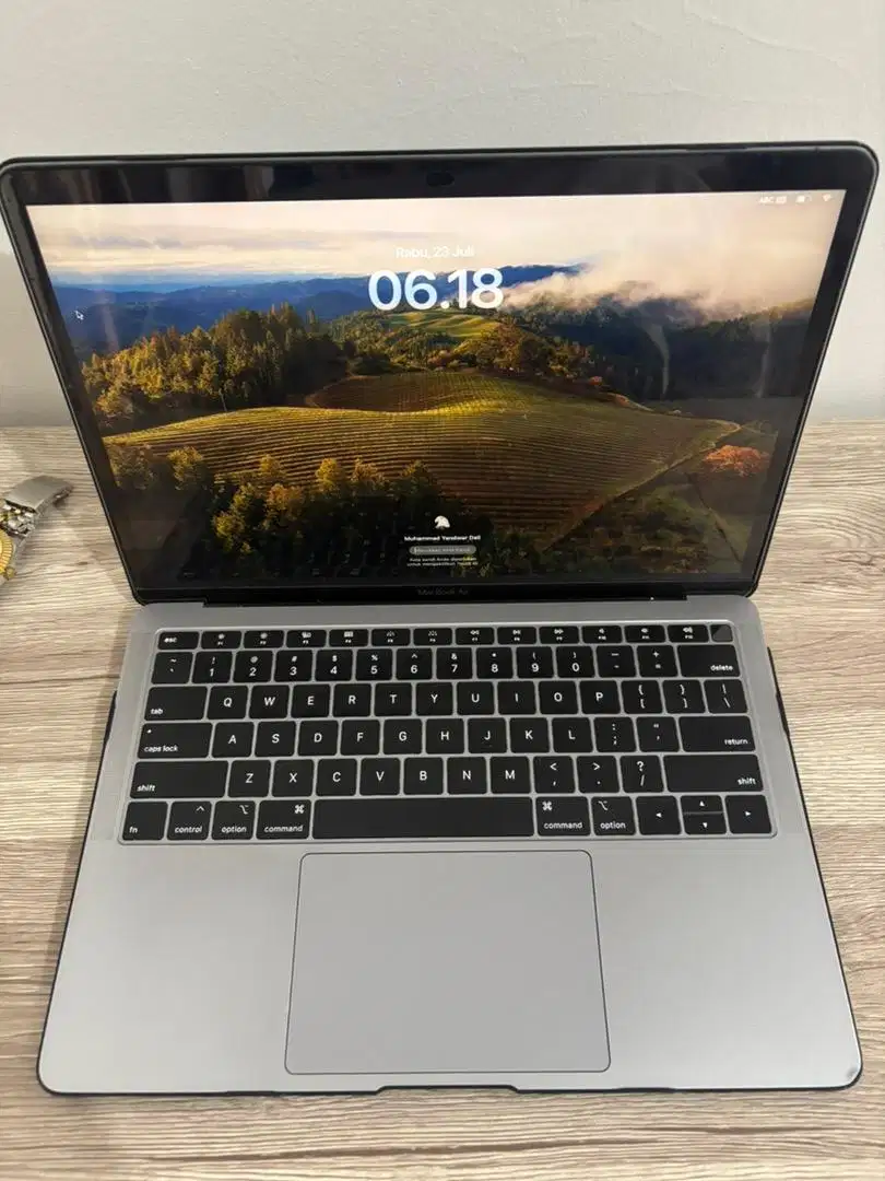 Jual Macbook Air 13 inci Tahun 2019