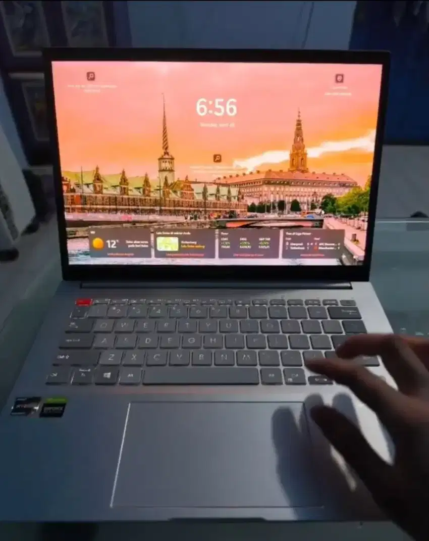 Asus Gaming Vivobook Pro 14X OLED M7400 Ryzen 5 Ram 16GB RTX3050Ti 4GB