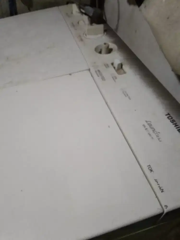 Dijual mesin cuci seperti gambar,nego