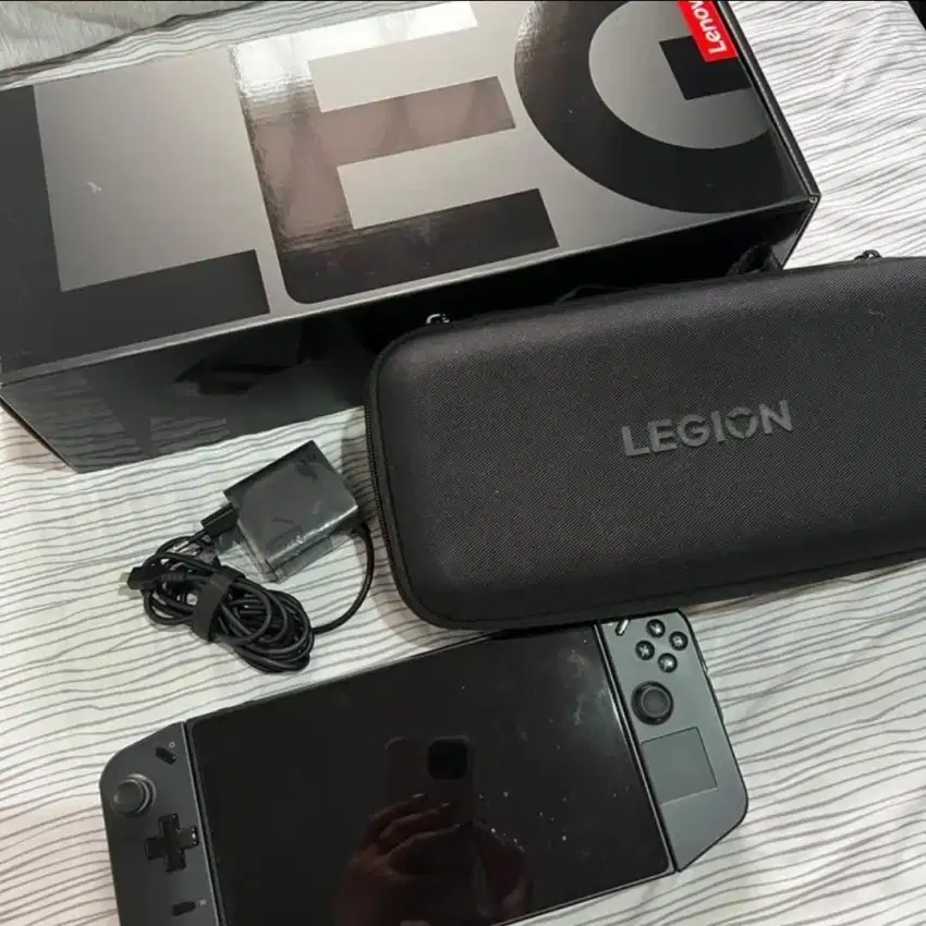Lenovo Legion go Z1 extreme 1TB muluss