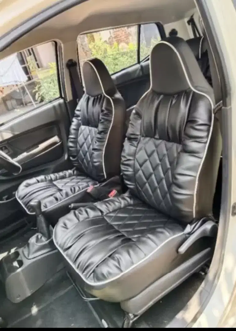 Sarung jok Ayla model sofa empuk
