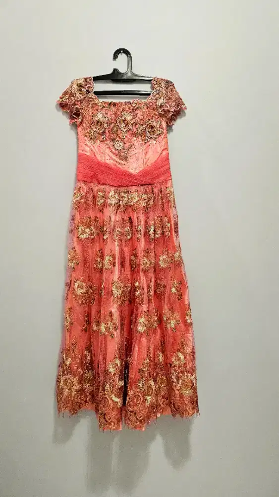 Dress Pesta warna Salem