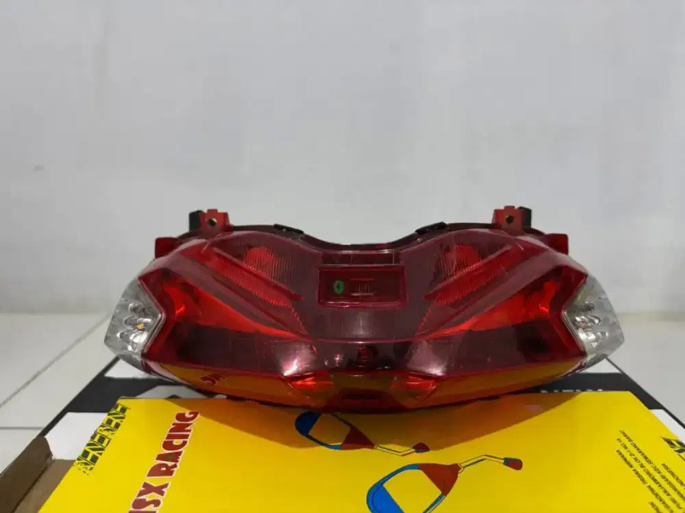 Stoplamp Ori Nmax kondisi 90% Hidup Normal