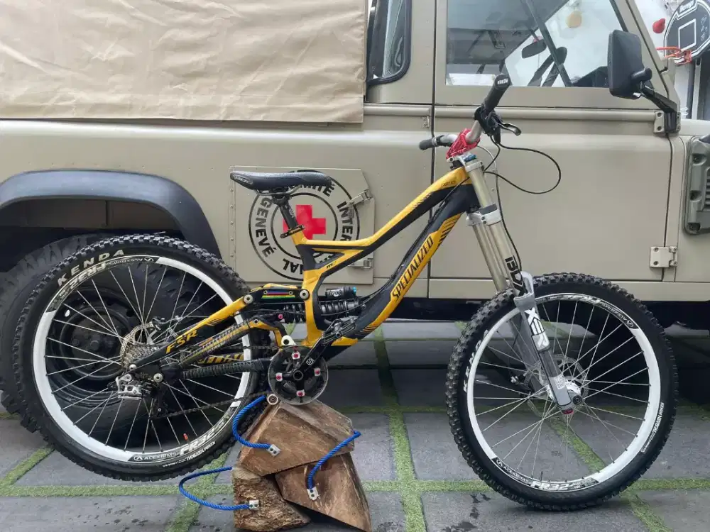 Sepeda MTB Specialized full spek upgrade