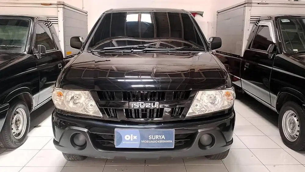 Isuzu Panther LM mt 2013 #SURYA MOBILINDO