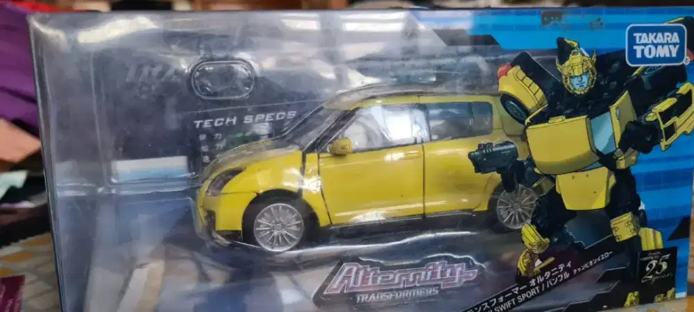 transformer alternity,takara tomy,seri bumble bee