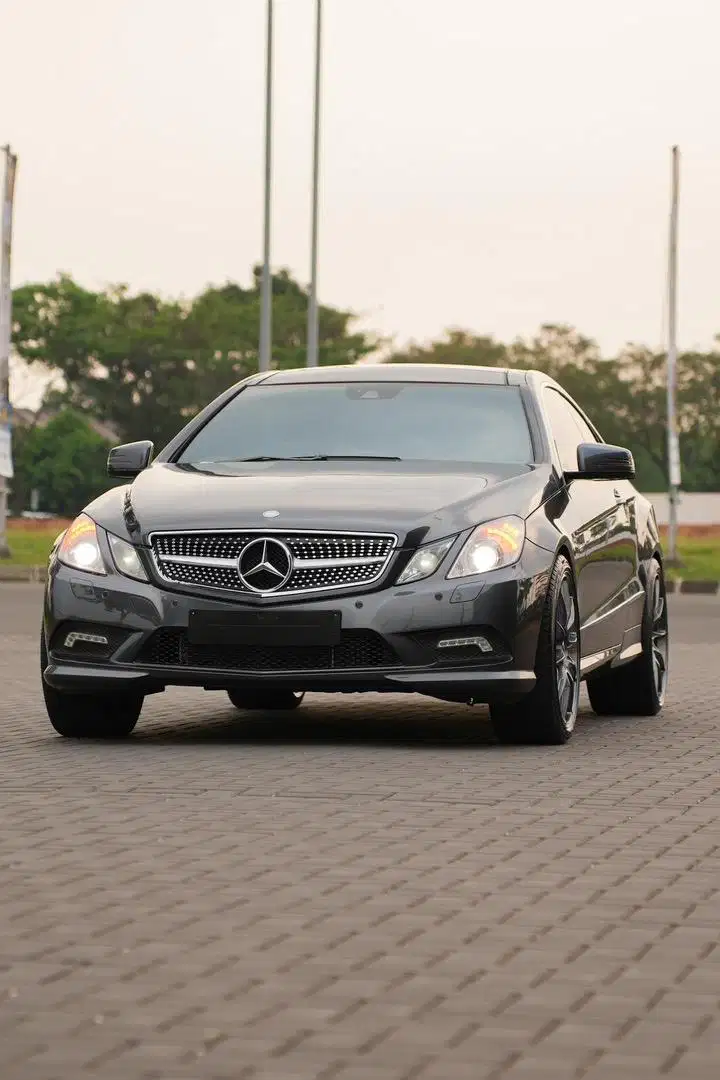 Mercedes Benz E350 AMG Coupe 2010 (C207)