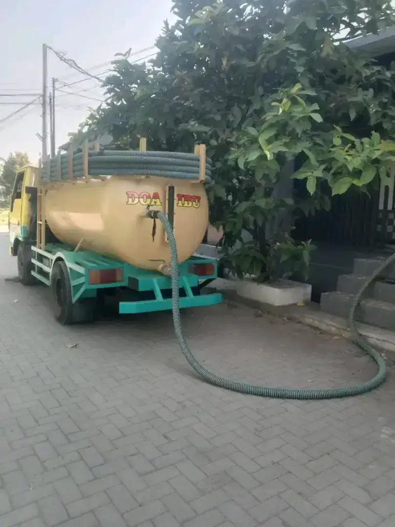 Sedot WC murah bersih
