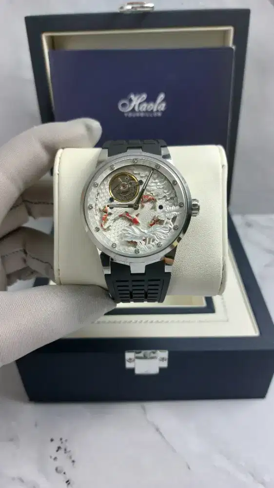 Haofa 1951 Rotating 3D Koi