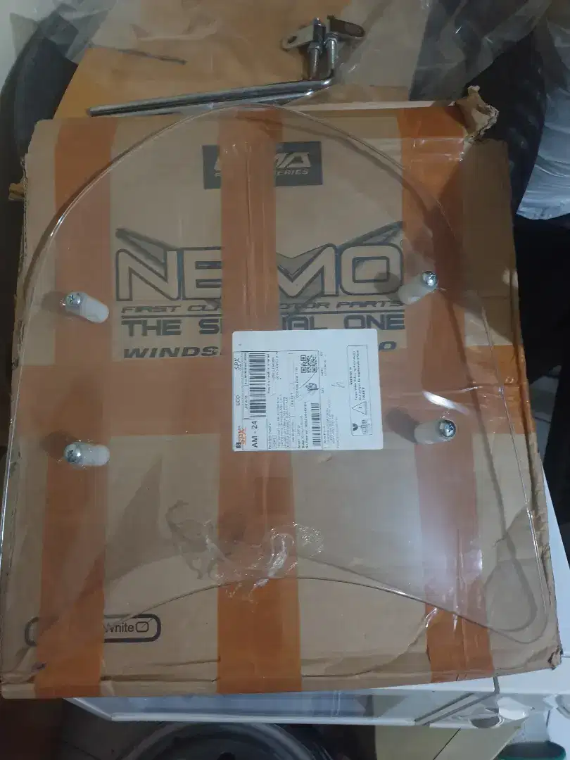 Winshield motor Nemo