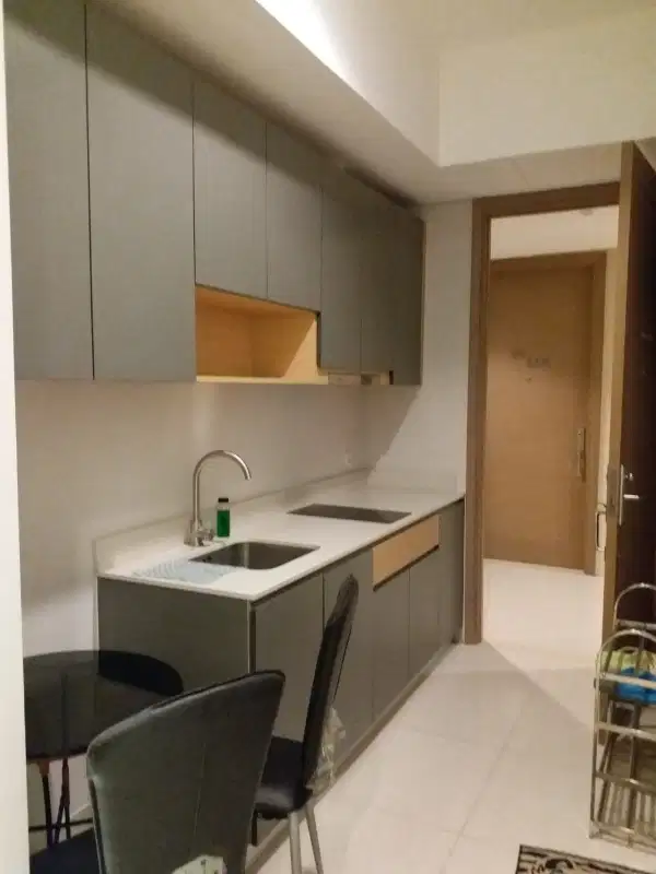 Apt Taman Anggrek Residence 2Br semi furnished