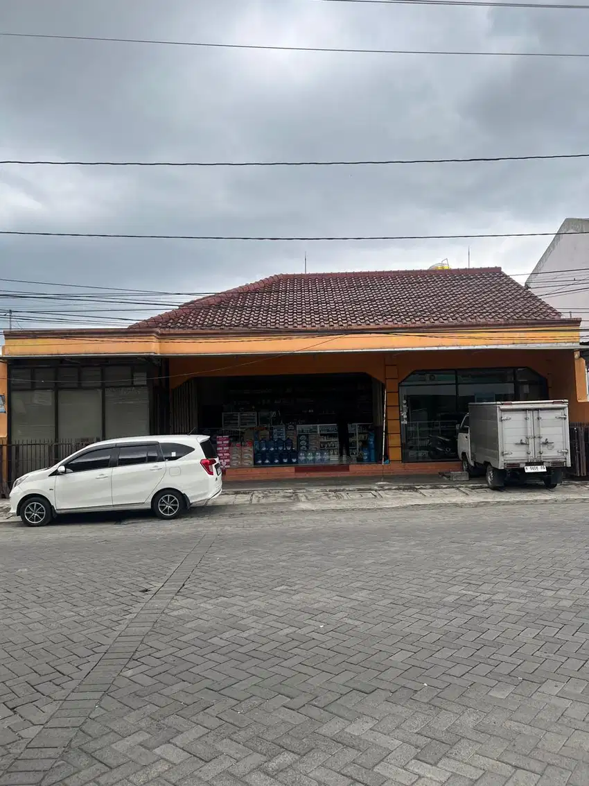 Dijual Ruko Lokasi Strategis Berada di Jl. Flamboyan Semarang