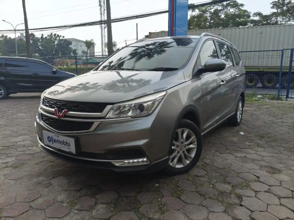 DP Rendah  6JT Wuling Cortez 1.5S T Lux+ Bensin-AT 2021 Abu