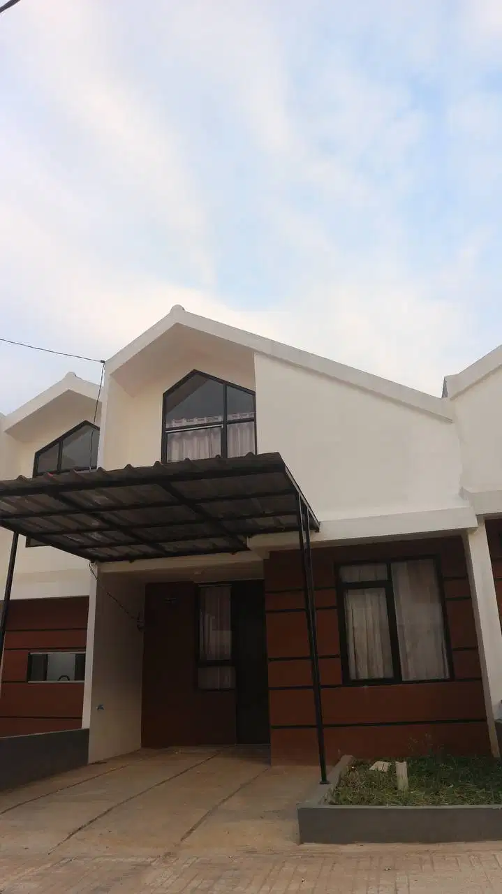 Rumah murah konsep mezzanin 3 kamar tidur deket stasiun depok lama