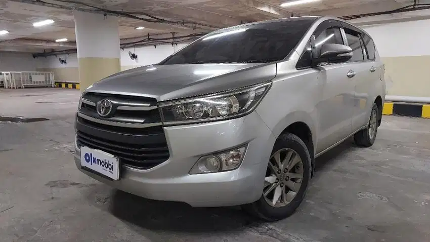 DP Rendah  14JT Toyota Kijang Innova 2.4 G Solar-AT 2017 Silver