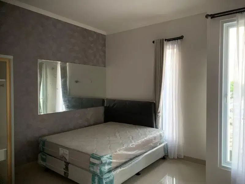 Rumah  2 Lantai Lokasi Stategis Dekat Area Perkantoran  Cempaka Putih