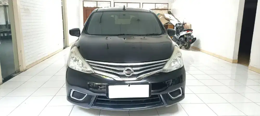 Nissan Grand Livina SV AT 2014