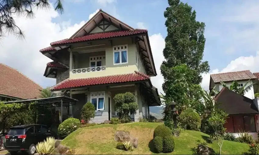 Jual Villa, Bumi Cimacan Valley, Cipanas, View Pemandangan Indah.