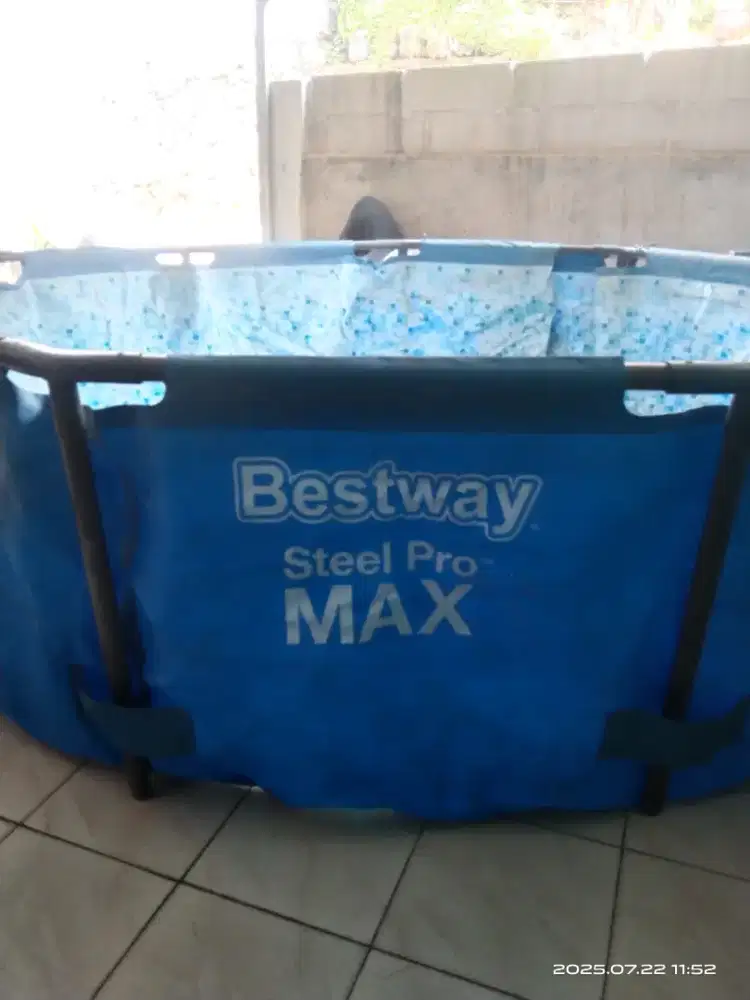 Kolam renang bestway steel pro max