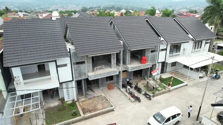 LANGKA Rumah Modern Pelangi Antapani Regency Terusan Jakarta, bandung
