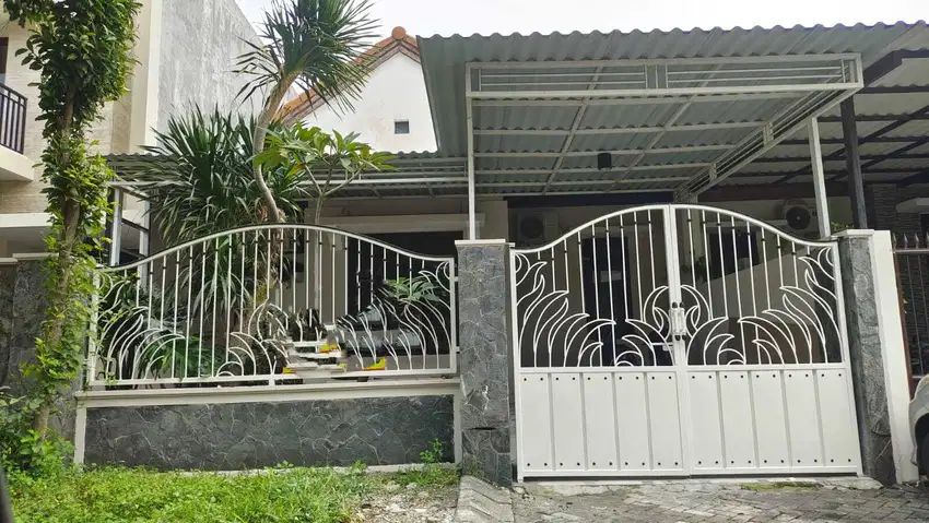 Rumah Siap Huni Di Taman Puspa Raya Citraland Surabaya