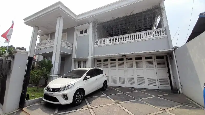 Dijual Runah di Bambu Apus, Ceger Row Jalan 2 mobil