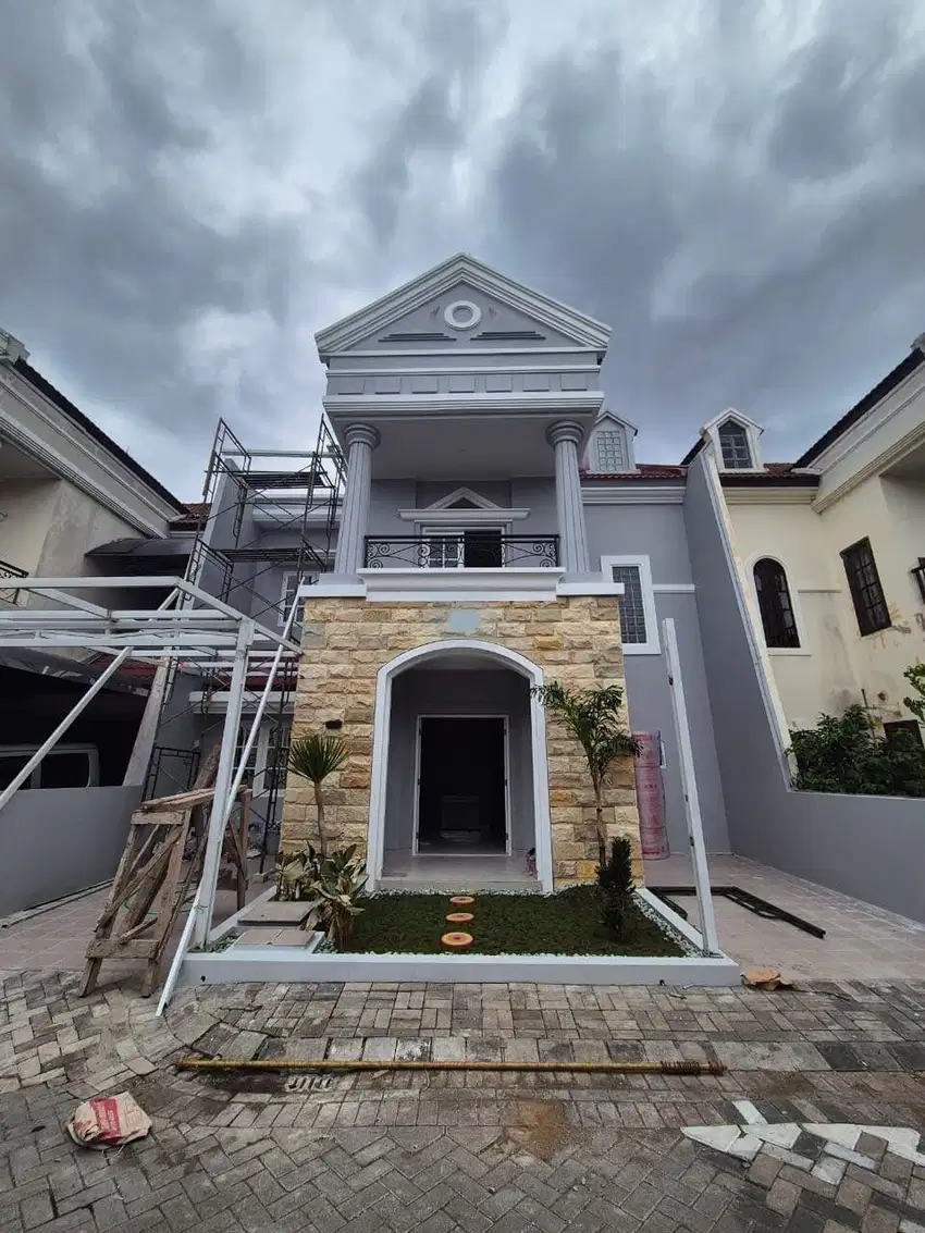 Dijual Cepat Rumah Baru Renov 2 Lt Galaxy Royal Palace Surabaya