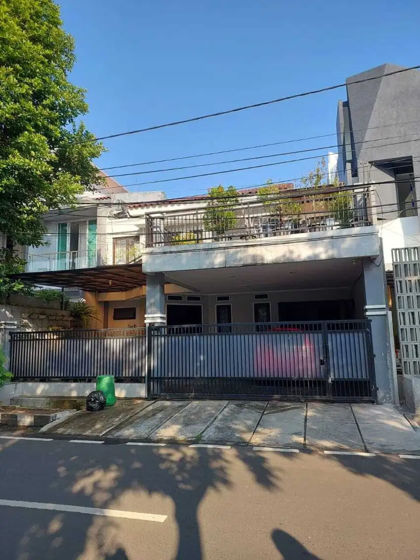 DIJUAL RUMAH 2 Lantai BONA INDAH - Lebak Bulus  Jaksel