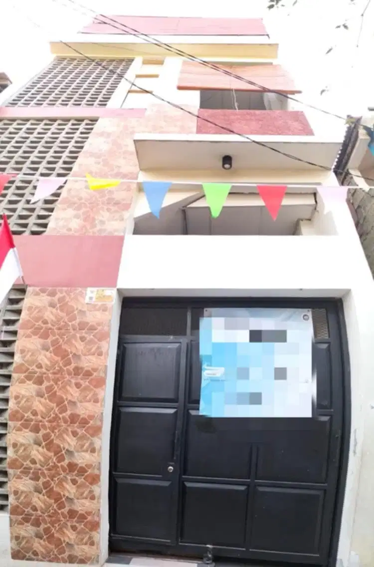 Rumah 2,5 lantai di Menteng Jakarta pusat