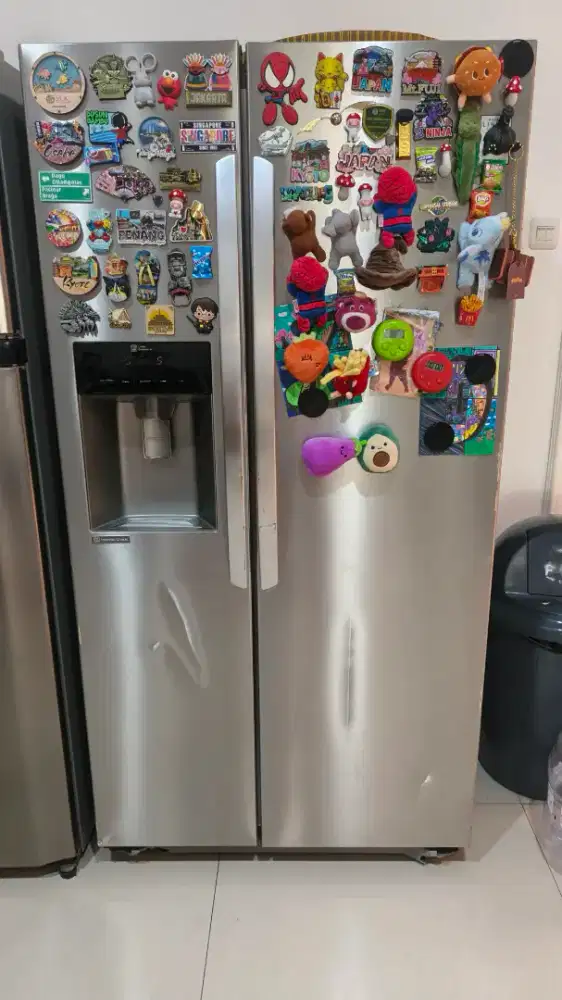 Kulkas LG inverter butterfly door