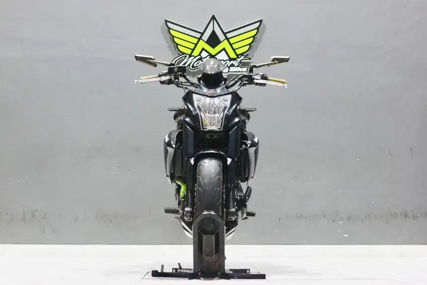 Kawasaki er6n like new , KTM Duke 390, ZX25R