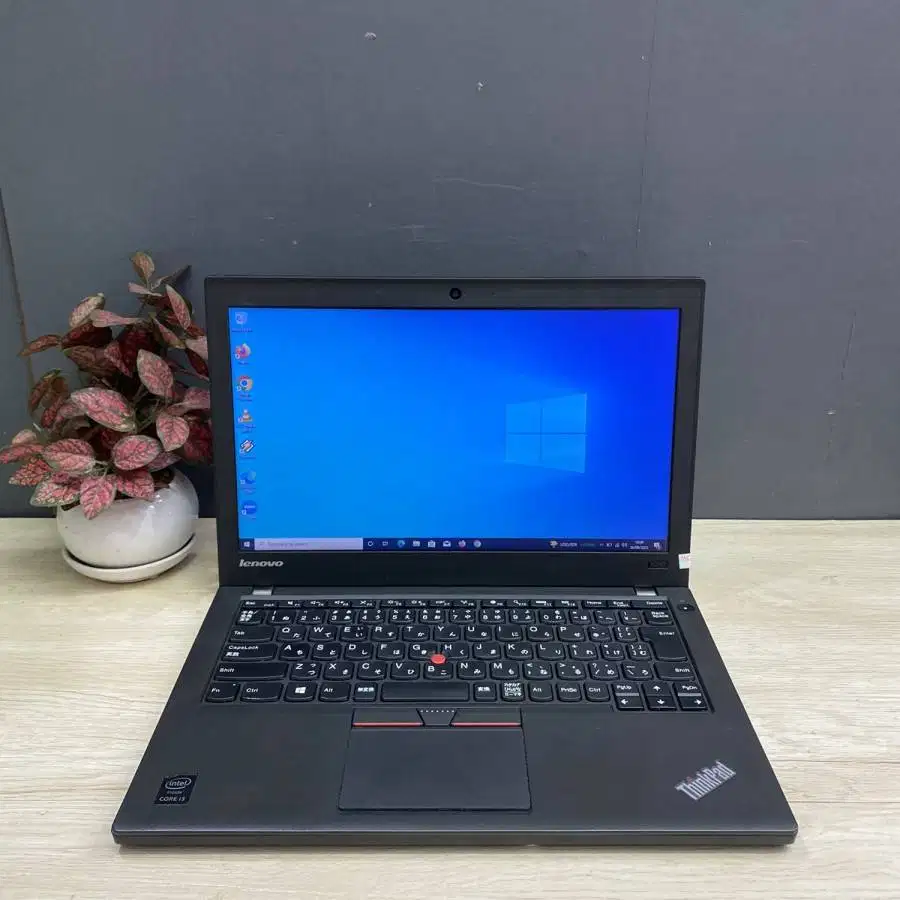 LAPTOP LENOVO THINKPAD X250 core i5 GEN5, RAM 8 SSD 256GB D-ET